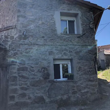 Casa Pedragude. Turismo Rural. Pantón